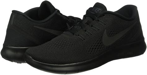 men's plain black Nike shoes